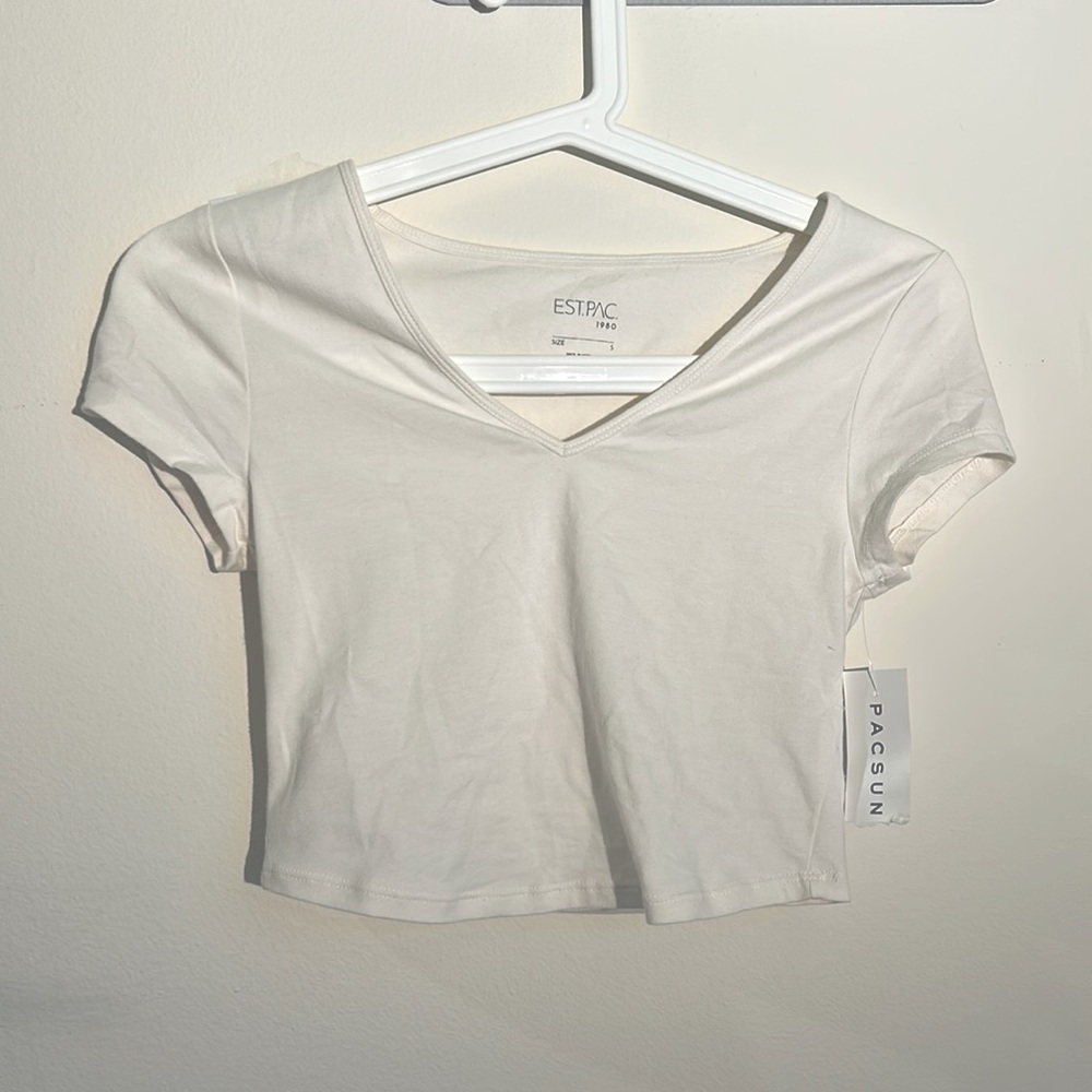 Est. PAC 1980 Tate V-Neck T-Shirt